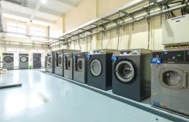 CLEANFAX LAUNDRY AND DRYCLEANERS